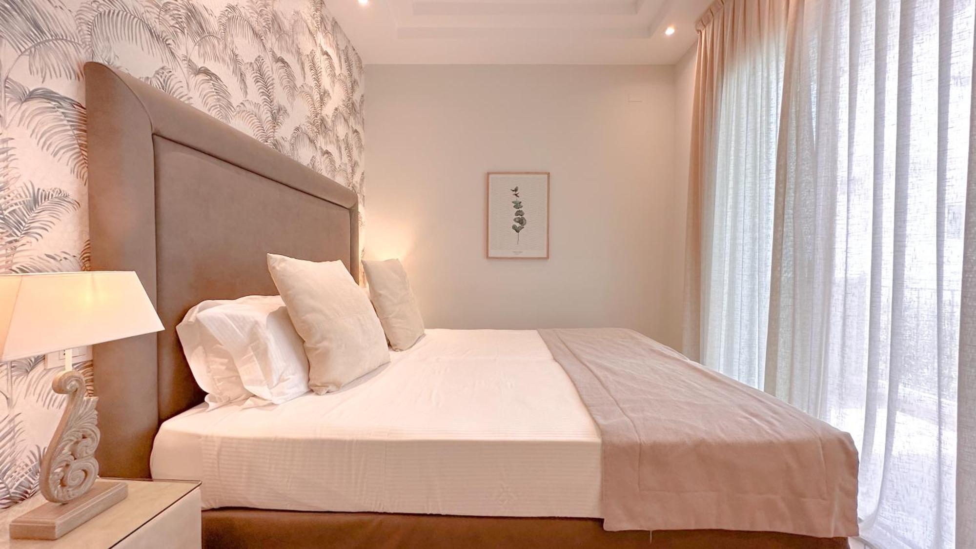 Apart-hotel Lungomare - Charming 4*