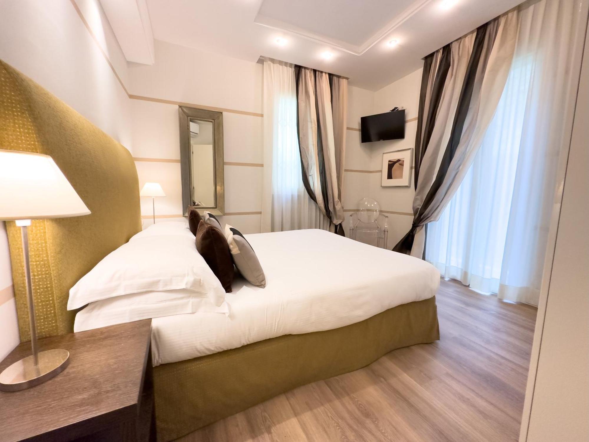 Lungomare - Charming Apart-hotel Riccione