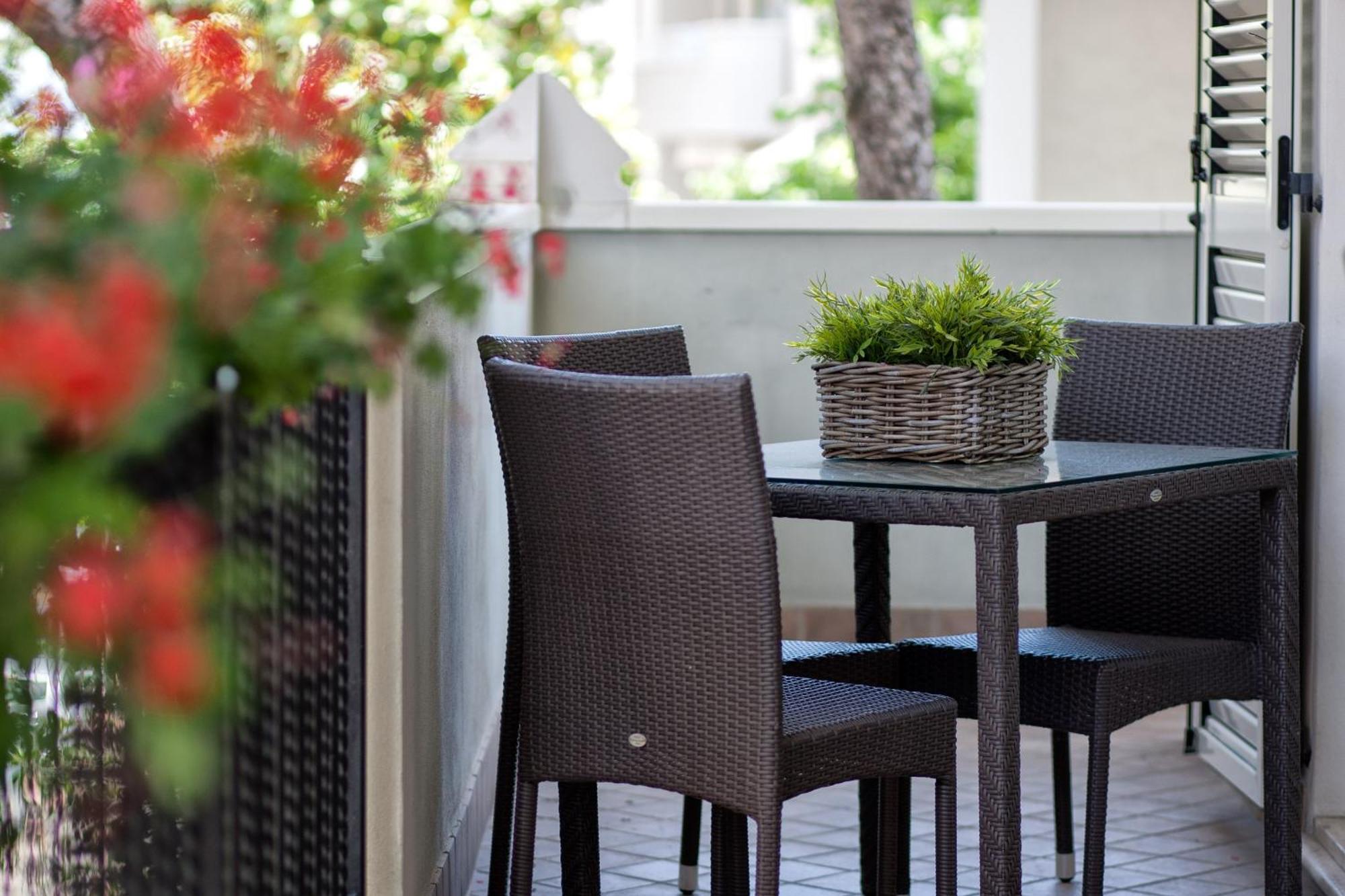 Lungomare - Charming Apart-hotel Riccione