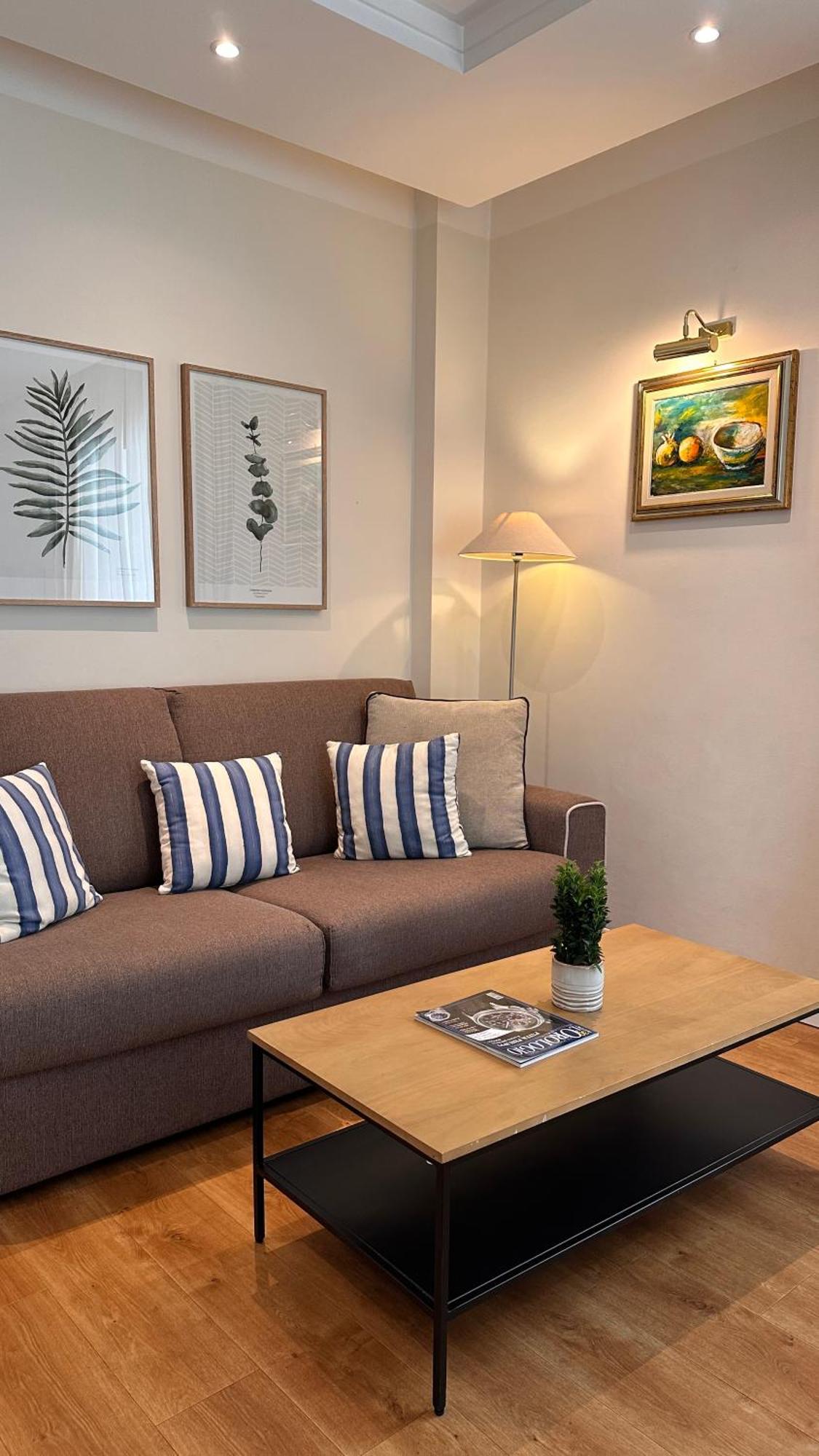Apart-hotel Lungomare - Charming 4*