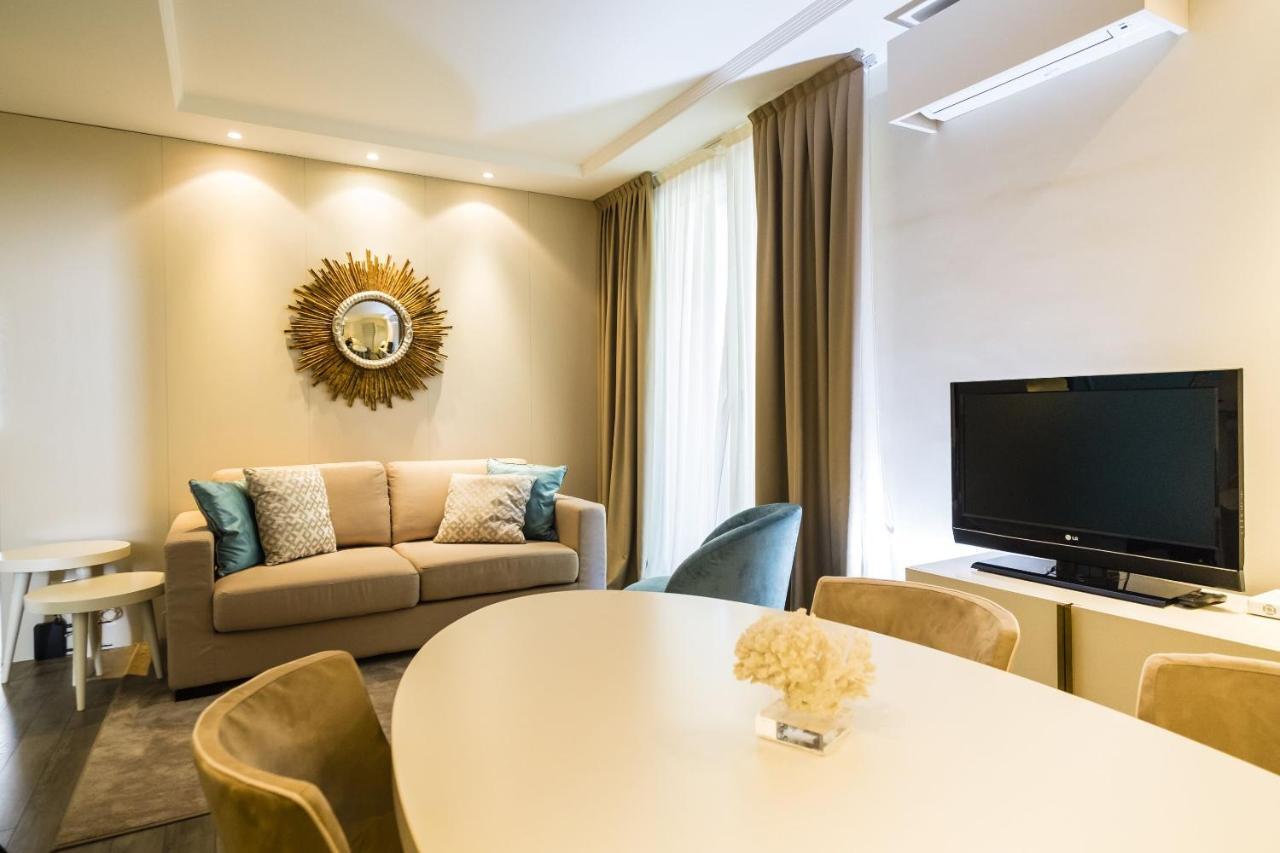 Apart-hotel Lungomare - Charming 4*