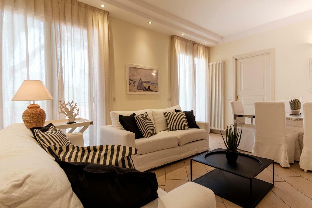 Aparthotel Lungomare 4*